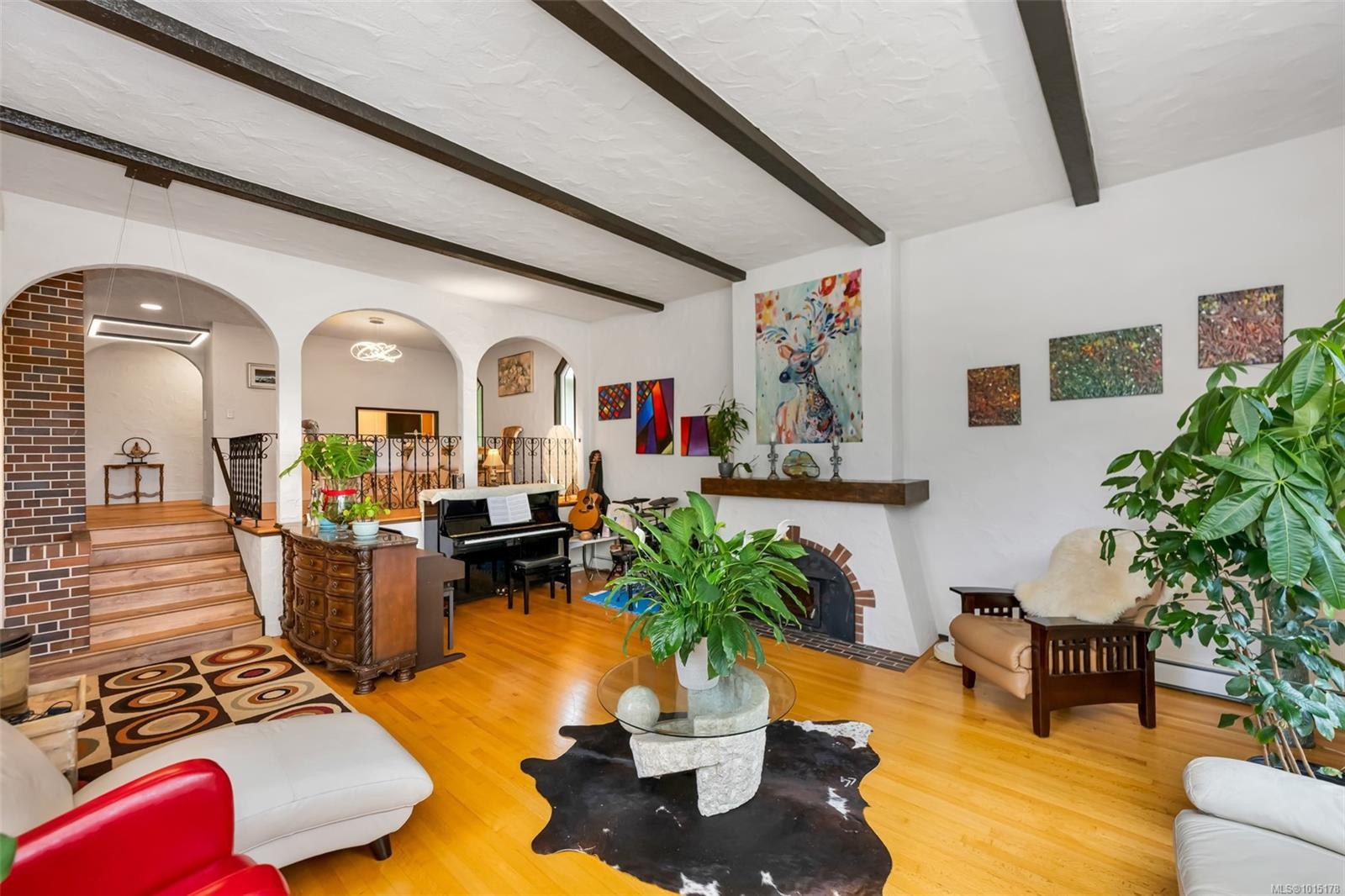 1935 San Juan Ave, Saanich, BC