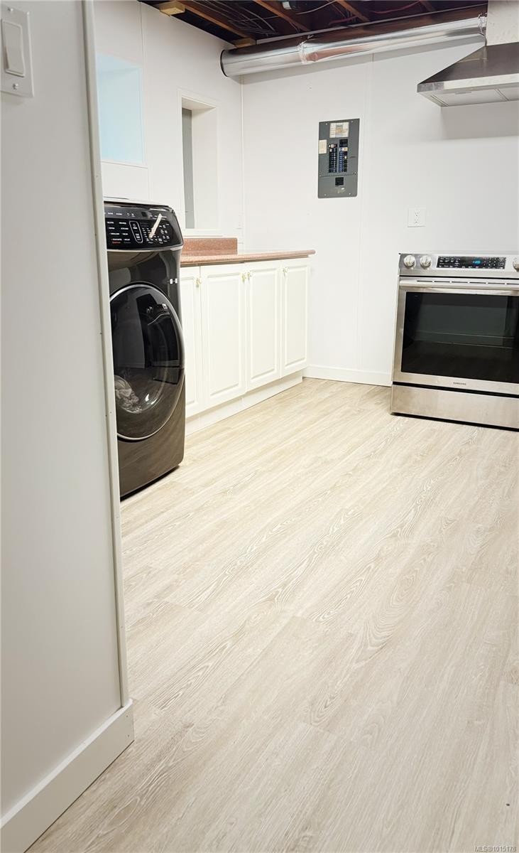 1935 San Juan Ave, Saanich, BC