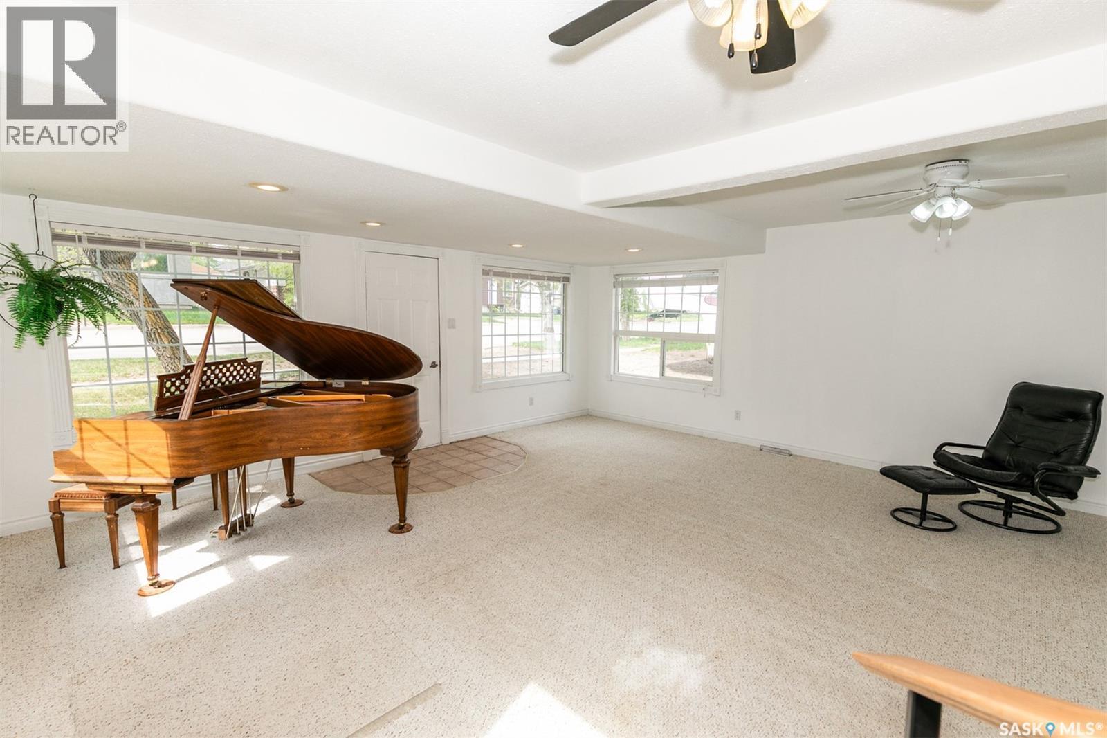 632 Saskatchewan Avenue, Kerrobert, SK - Indoor Photo Showing Other Room