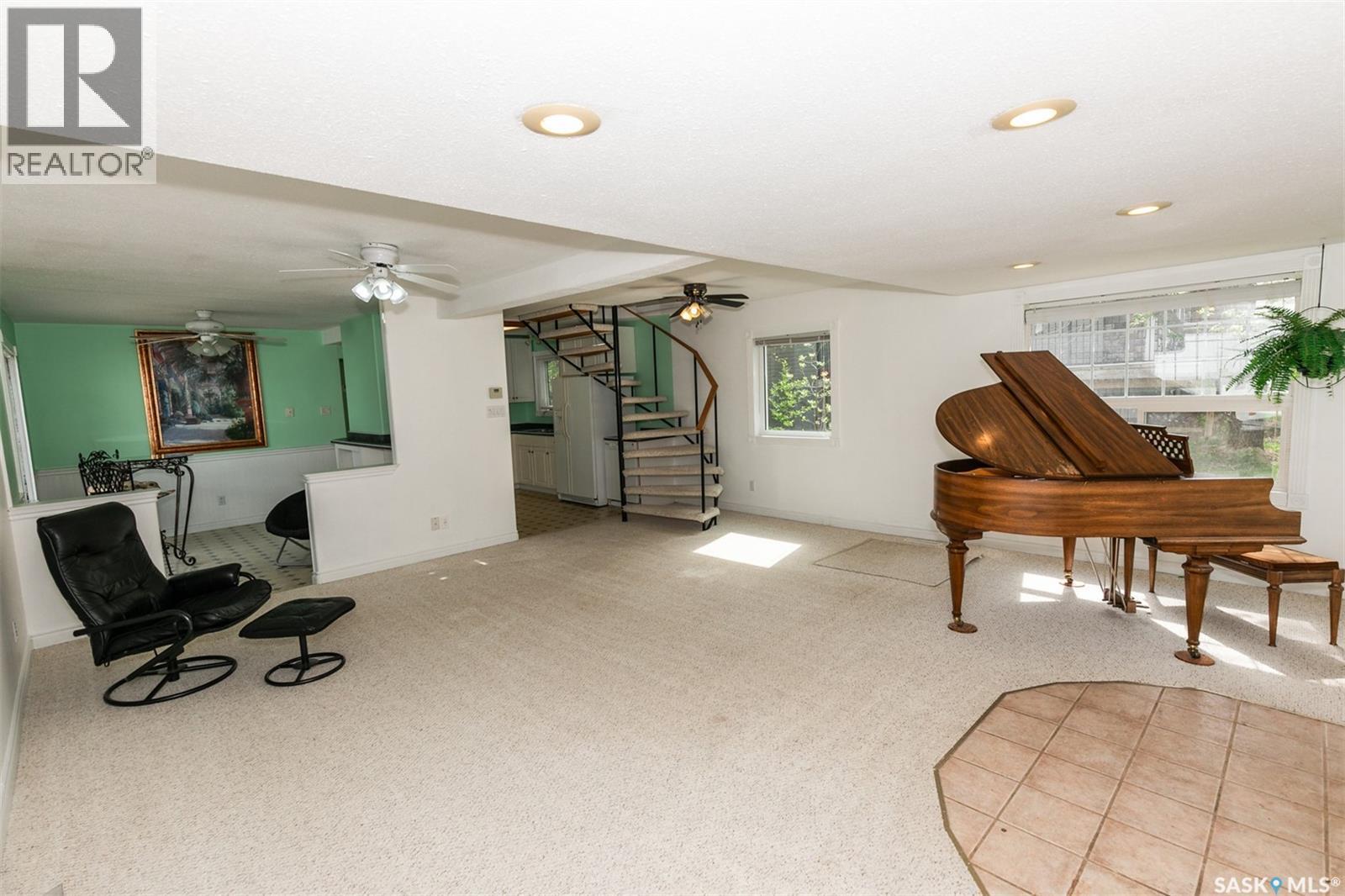 632 Saskatchewan Avenue, Kerrobert, SK - Indoor Photo Showing Other Room