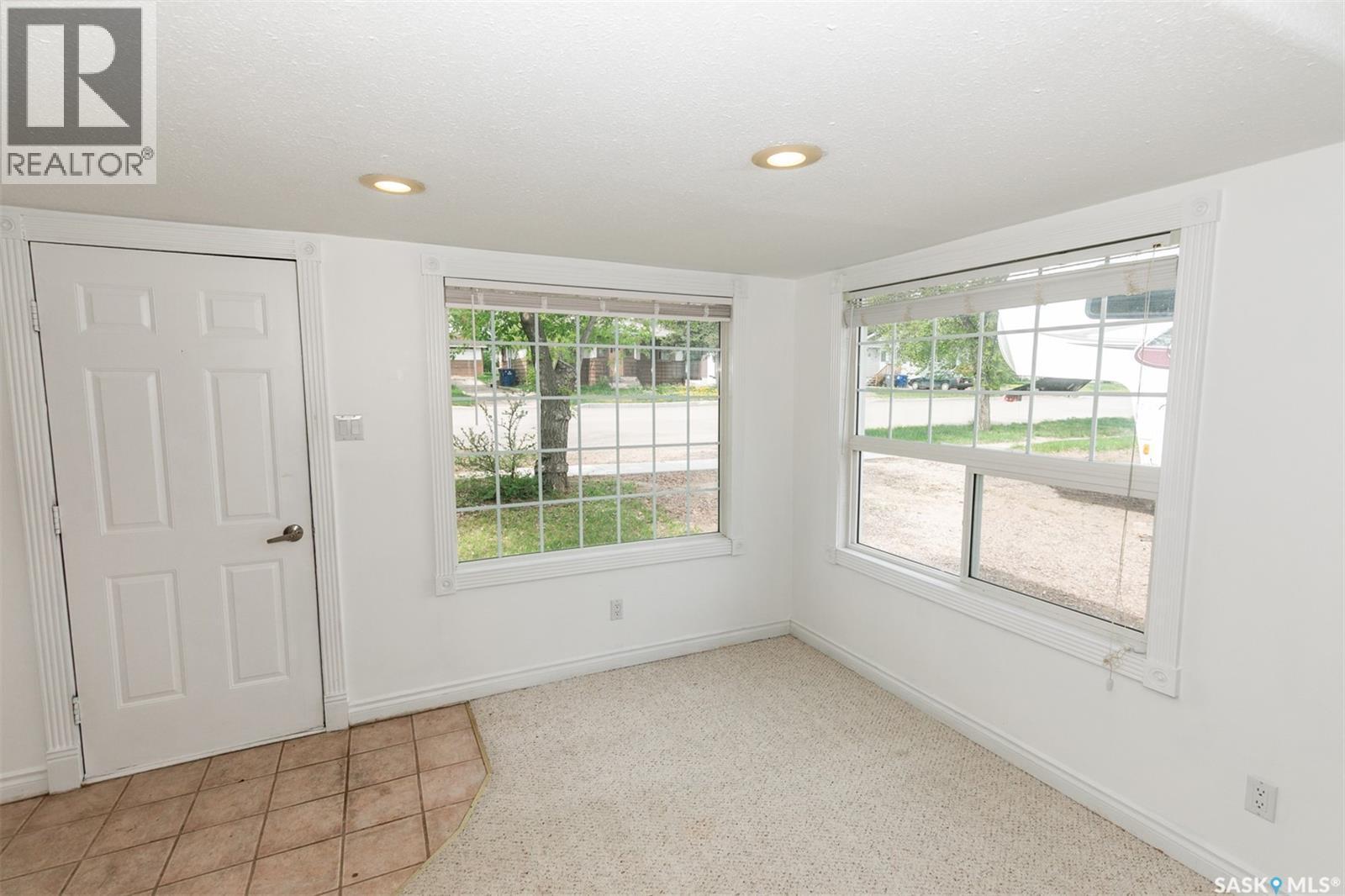 632 Saskatchewan Avenue, Kerrobert, SK - Indoor Photo Showing Other Room