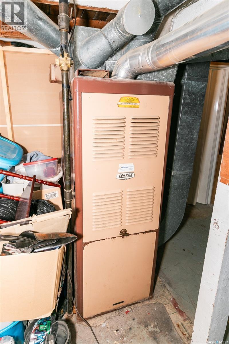 632 Saskatchewan Avenue, Kerrobert, SK - Indoor Photo Showing Basement