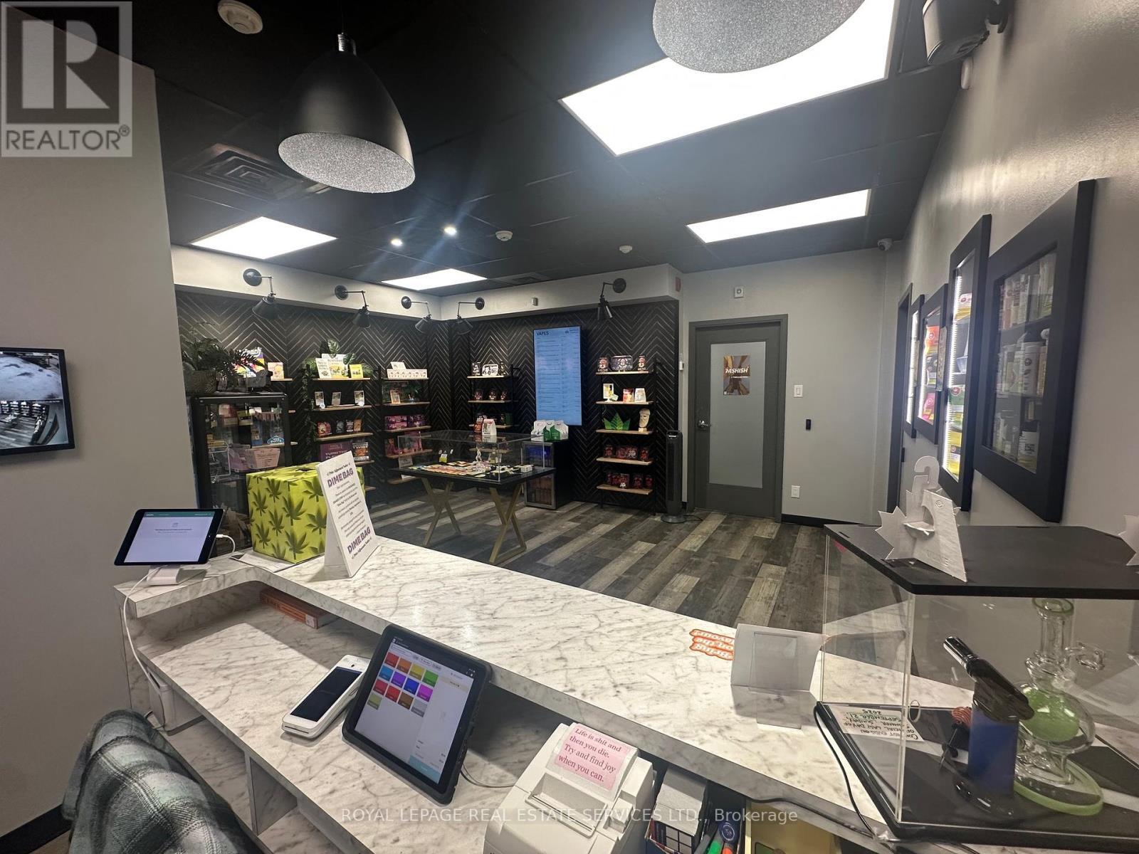 22 Tisdale Street S, Hamilton, ON