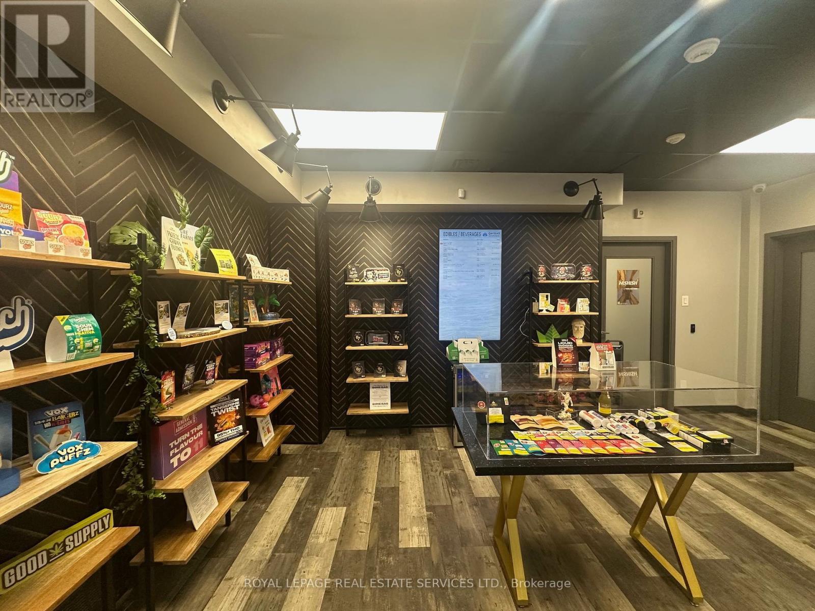 22 Tisdale Street S, Hamilton, ON