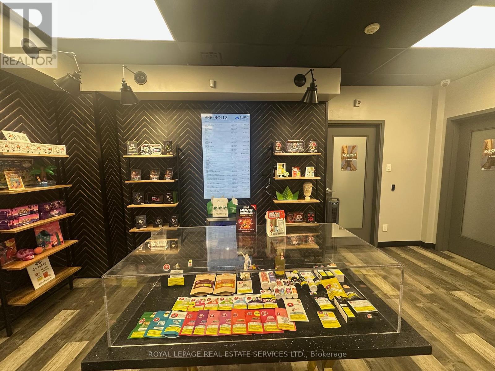 22 Tisdale Street S, Hamilton, ON