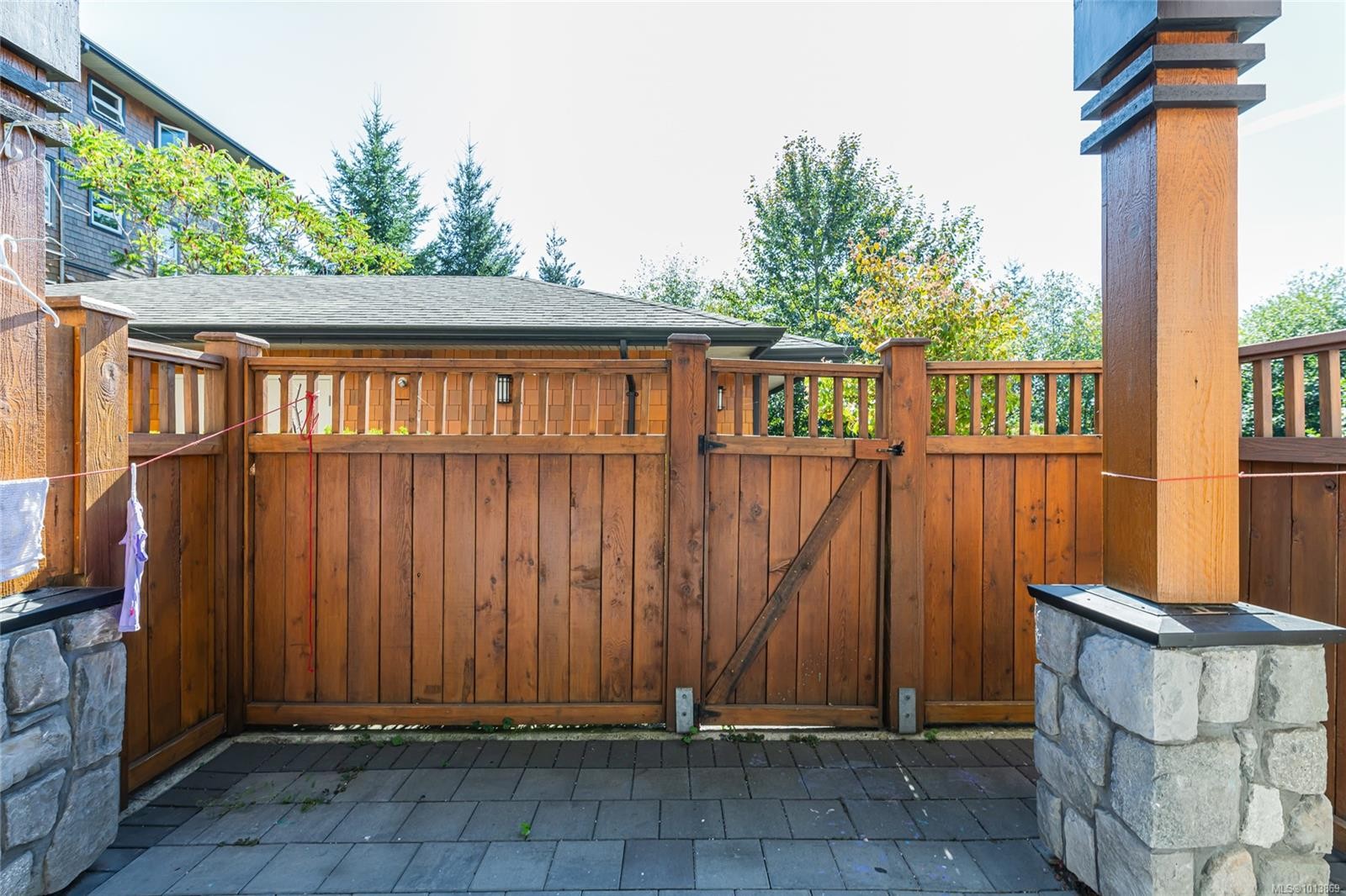 103-201 Nursery Hill Dr, View Royal, BC - Outdoor With Exterior