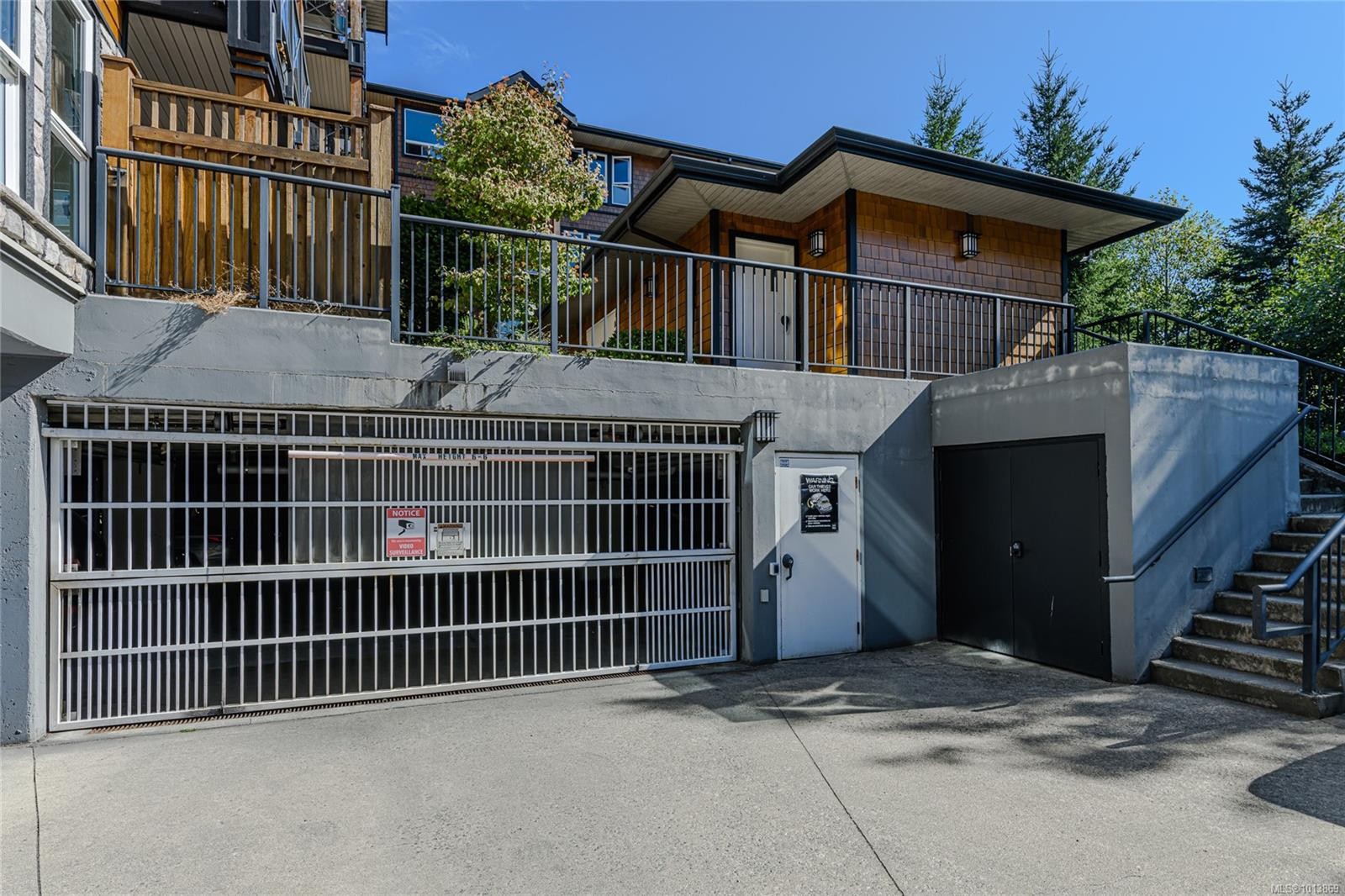 103-201 Nursery Hill Dr, View Royal, BC - Outdoor With Exterior