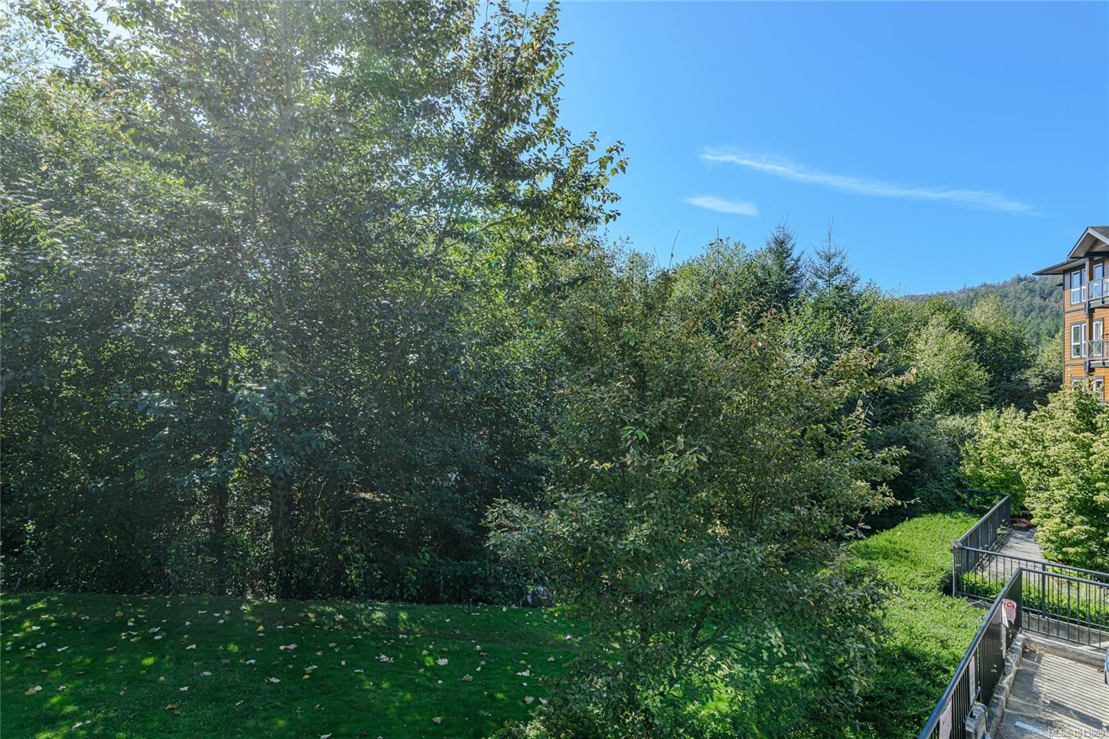 103-201 Nursery Hill Dr, View Royal, BC - Outdoor