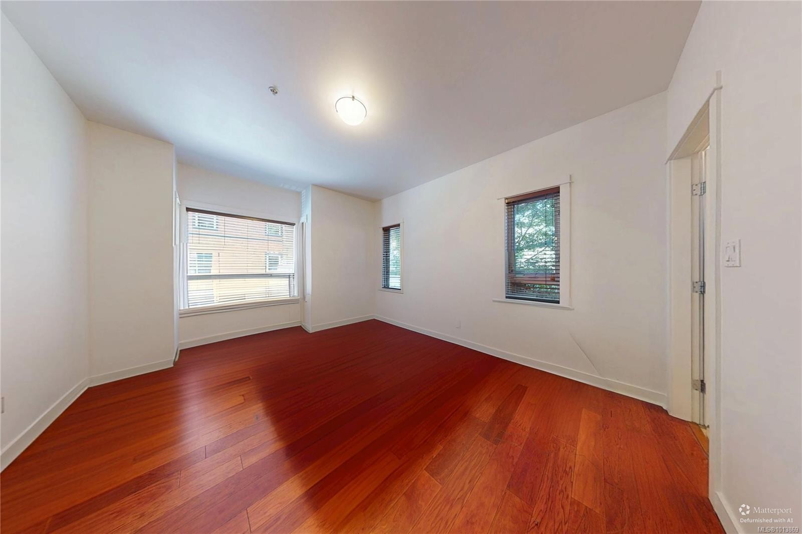 103-201 Nursery Hill Dr, View Royal, BC - Indoor Photo Showing Other Room