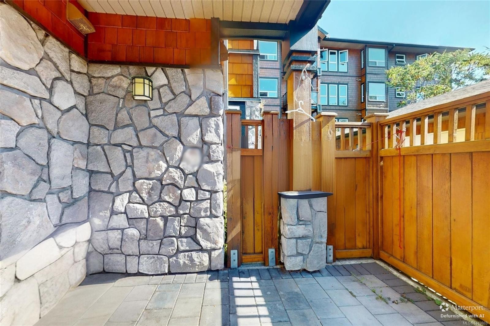 103-201 Nursery Hill Dr, View Royal, BC - Outdoor