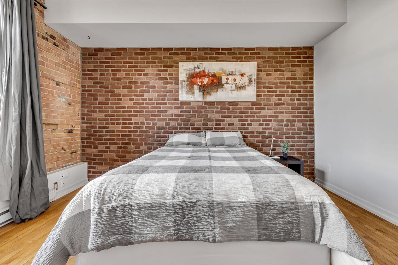 Primary bedroom - 503-385 Rue De La Chapelle, Québec (La Cité-Limoilou), QC - Indoor Photo Showing Bedroom