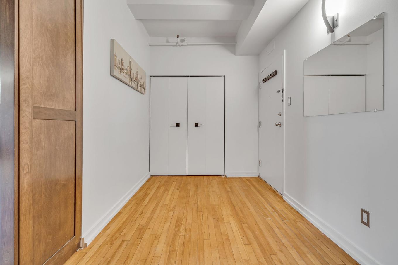 Hall - 503-385 Rue De La Chapelle, Québec (La Cité-Limoilou), QC - Indoor Photo Showing Other Room