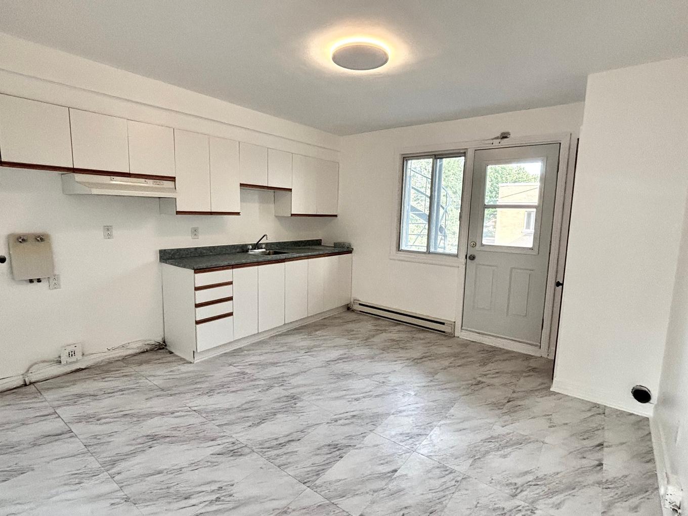 Kitchen - 4-4570 Rue Bélanger, Montréal (Rosemont/La Petite-Patrie), QC - Indoor Photo Showing Kitchen