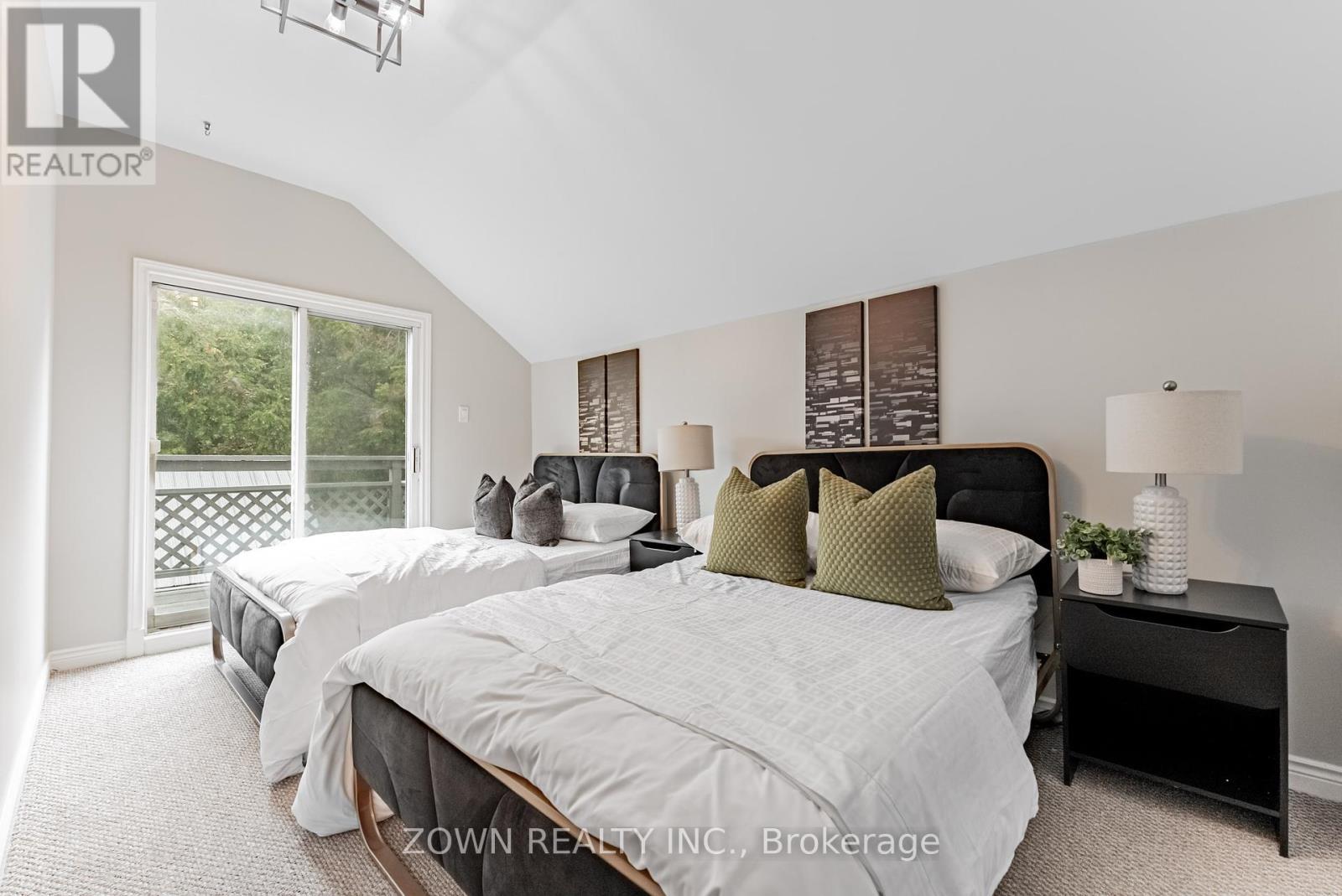 Upper - 17277 Old Main Street, Caledon, ON