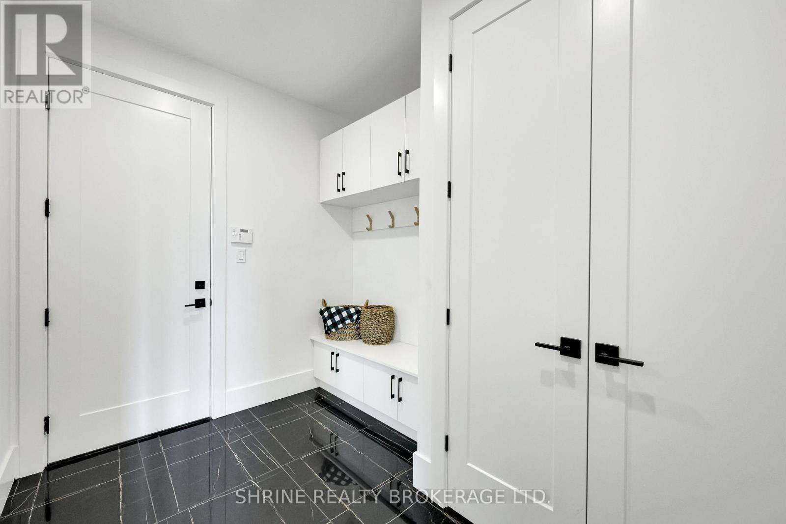 1866 Fountain Grass Drive, London South (South B), ON - Indoor Photo Showing Other Room