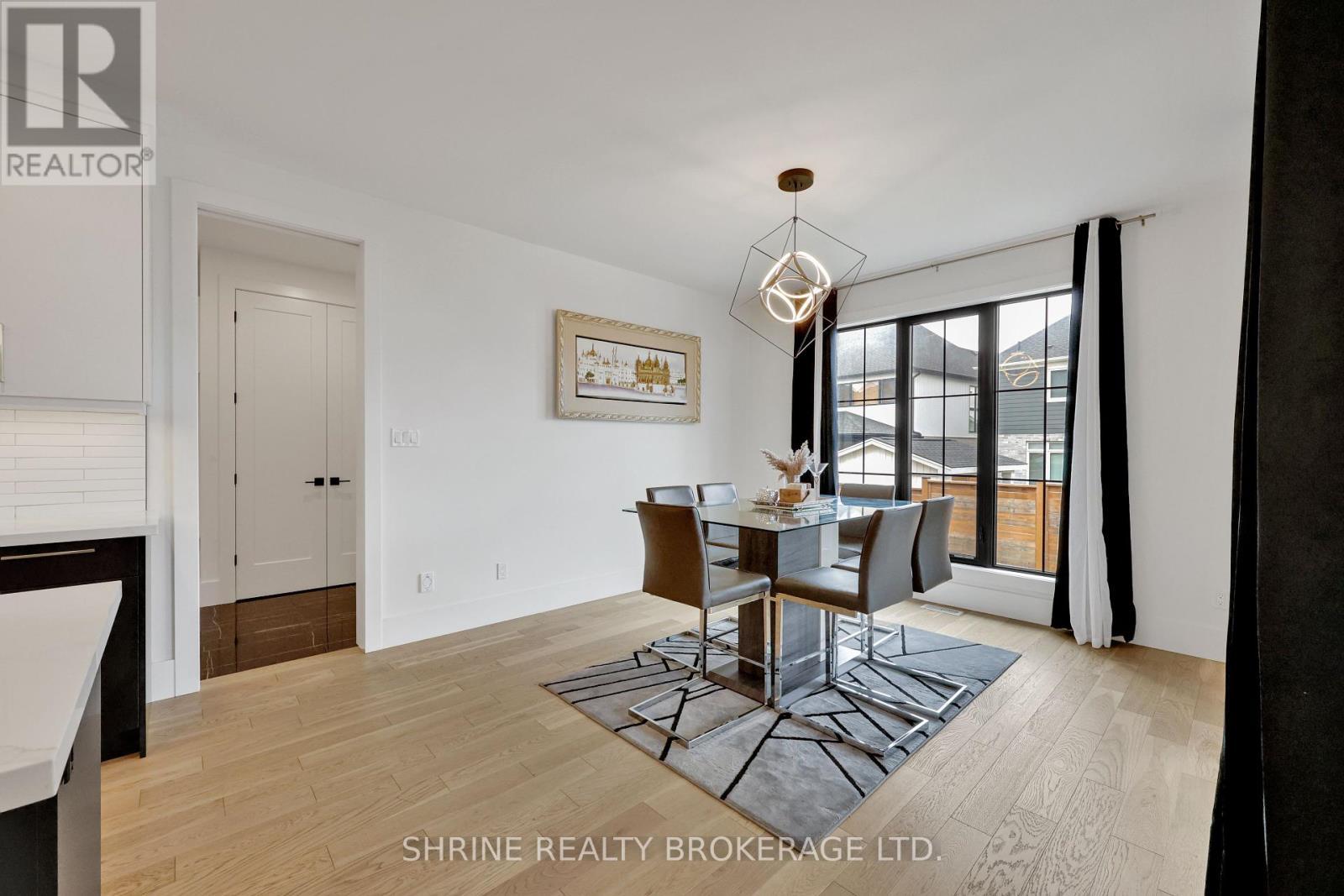 1866 Fountain Grass Drive, London South (South B), ON - Indoor