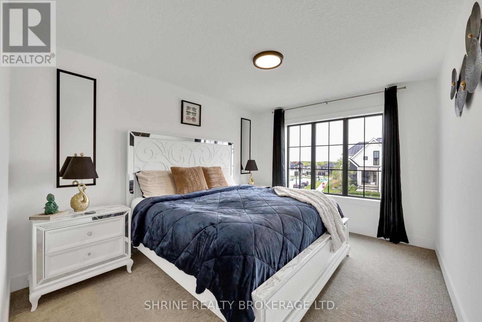 1866 Fountain Grass Drive, London South (South B), ON - Indoor Photo Showing Bedroom