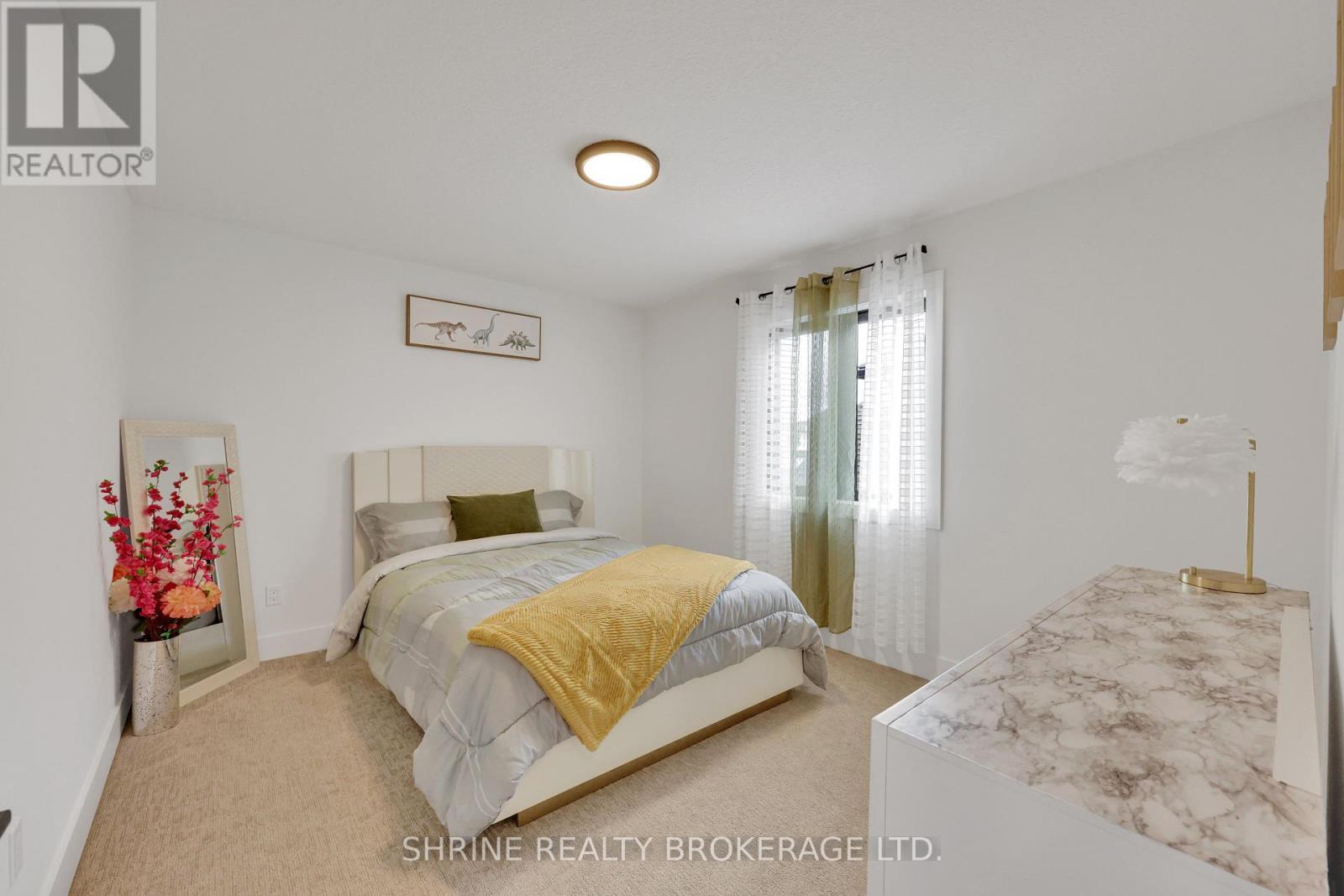 1866 Fountain Grass Drive, London South (South B), ON - Indoor Photo Showing Bedroom