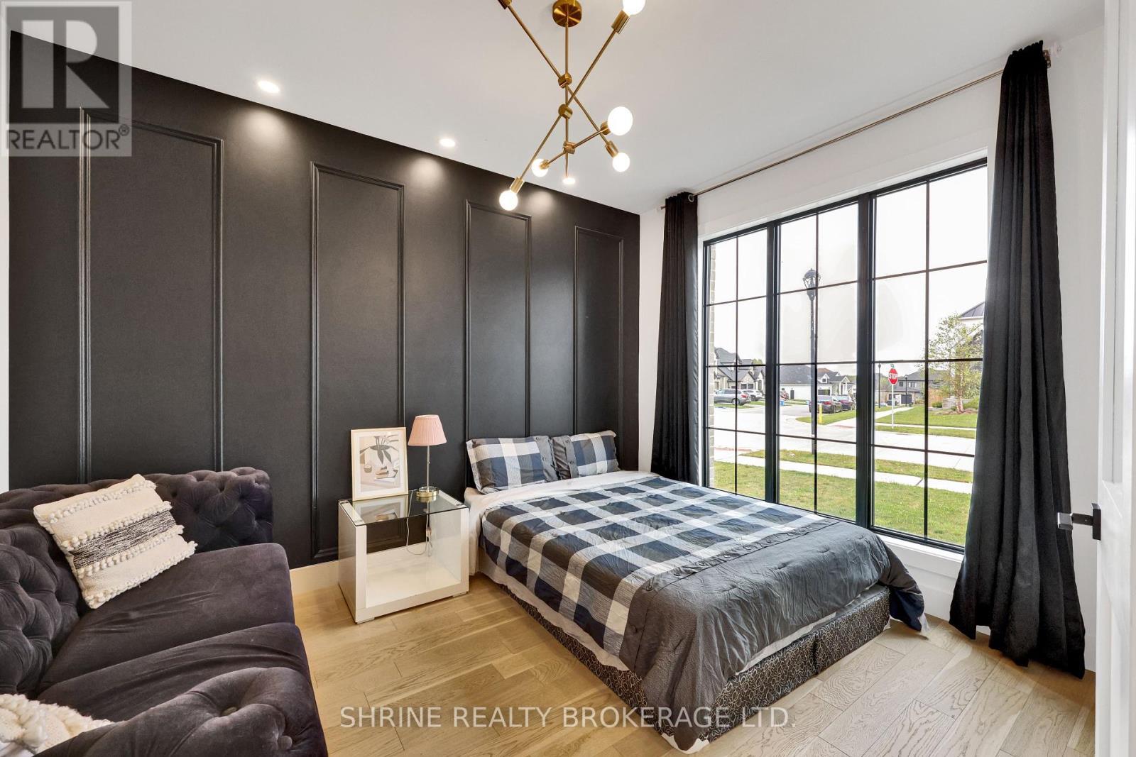 1866 Fountain Grass Drive, London South (South B), ON - Indoor Photo Showing Bedroom
