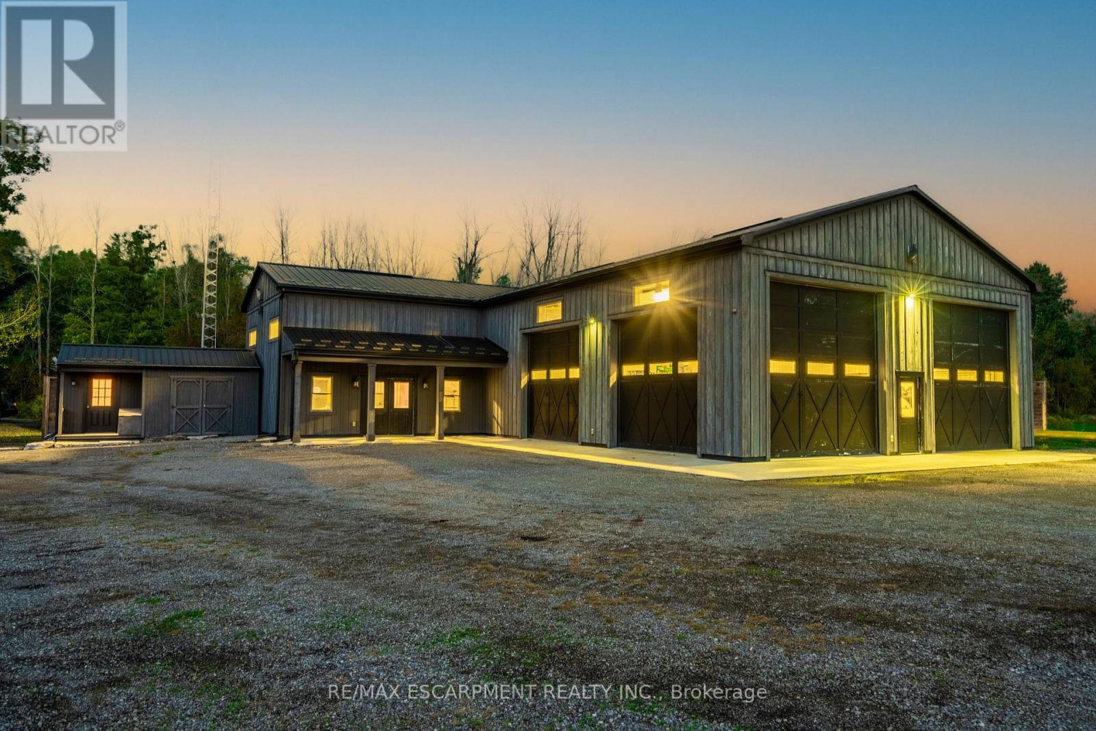 437 6Th Concession Road E, Hamilton, ON - Outdoor