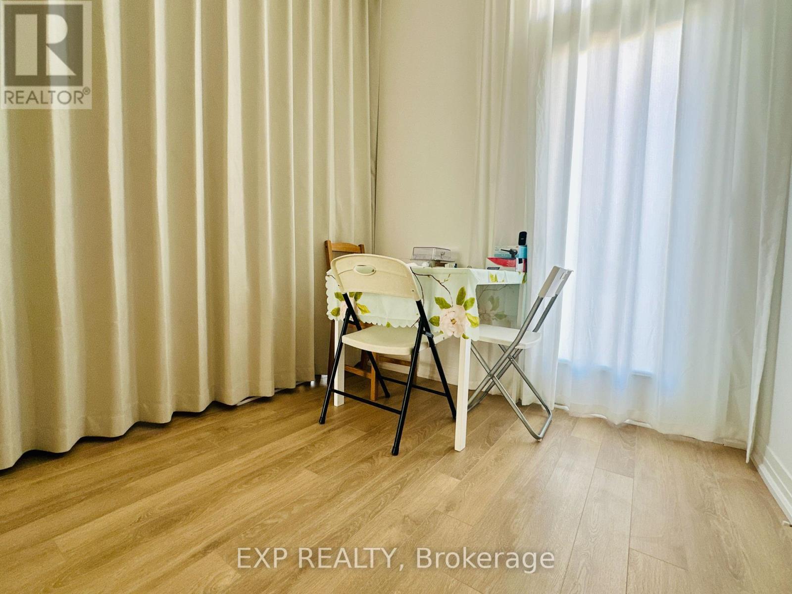 27 Albert Firman Lane, Markham, ON - Indoor