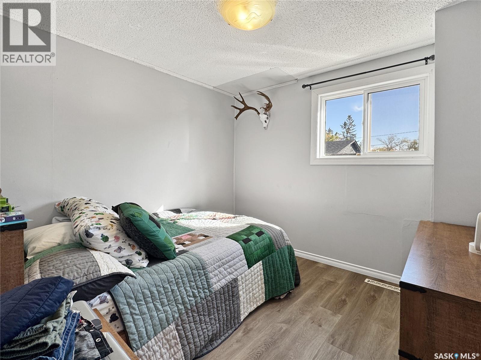 220 2Nd Avenue W, Maidstone, SK - Indoor Photo Showing Bedroom