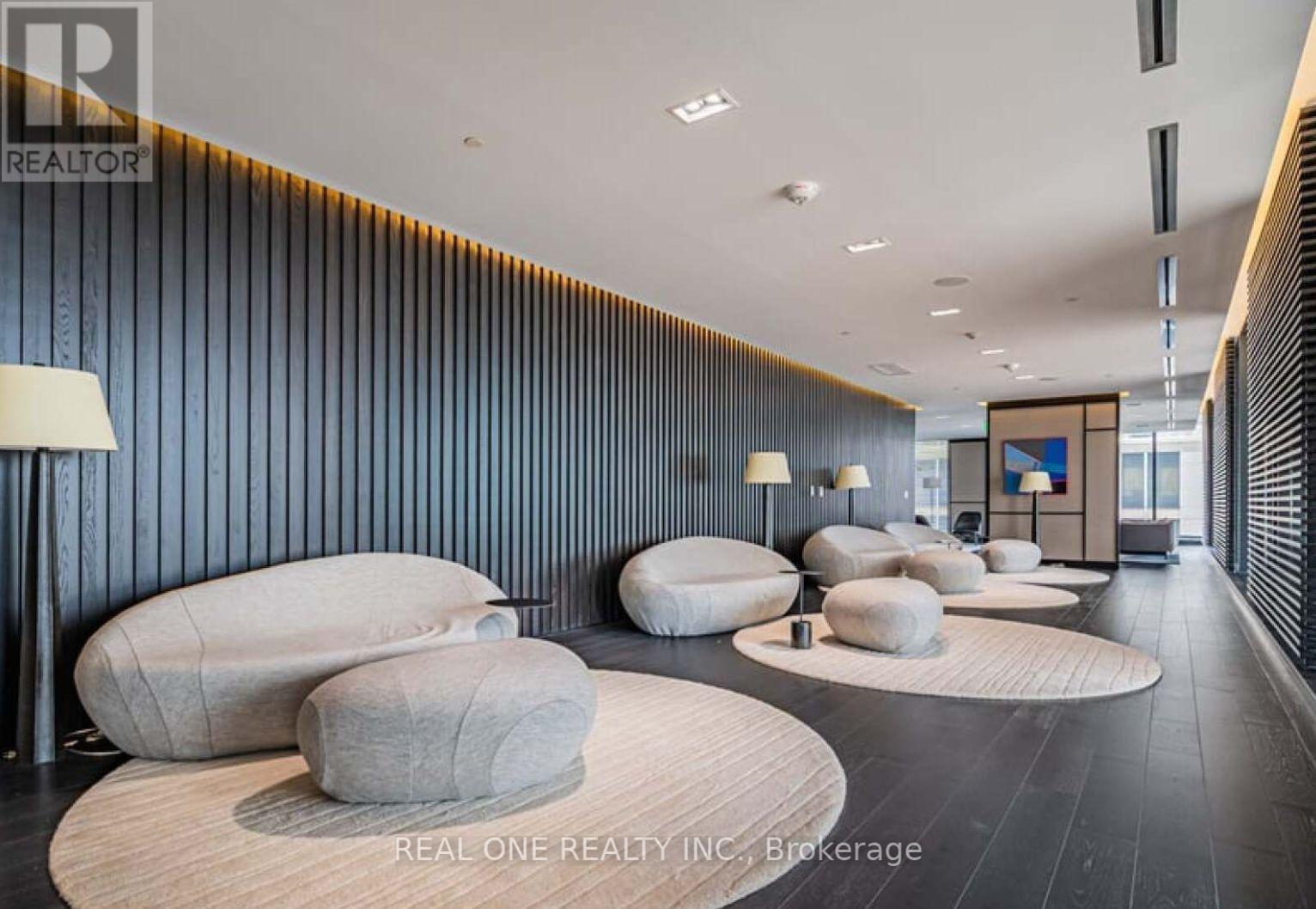 2809 - 501 Yonge Street, Toronto, ON - Indoor