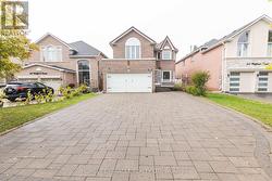 62 WALFORD ROAD Markham, ON L3S 2T1
