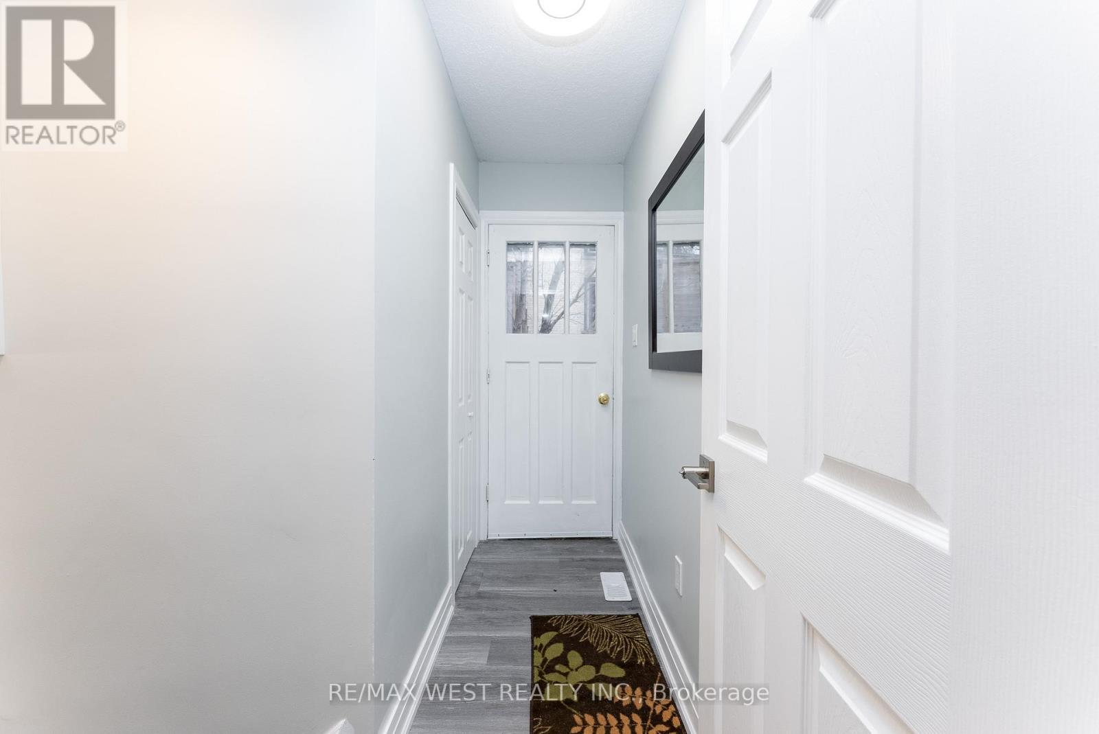 368 Fountain Street S, Cambridge, ON - Indoor Photo Showing Other Room