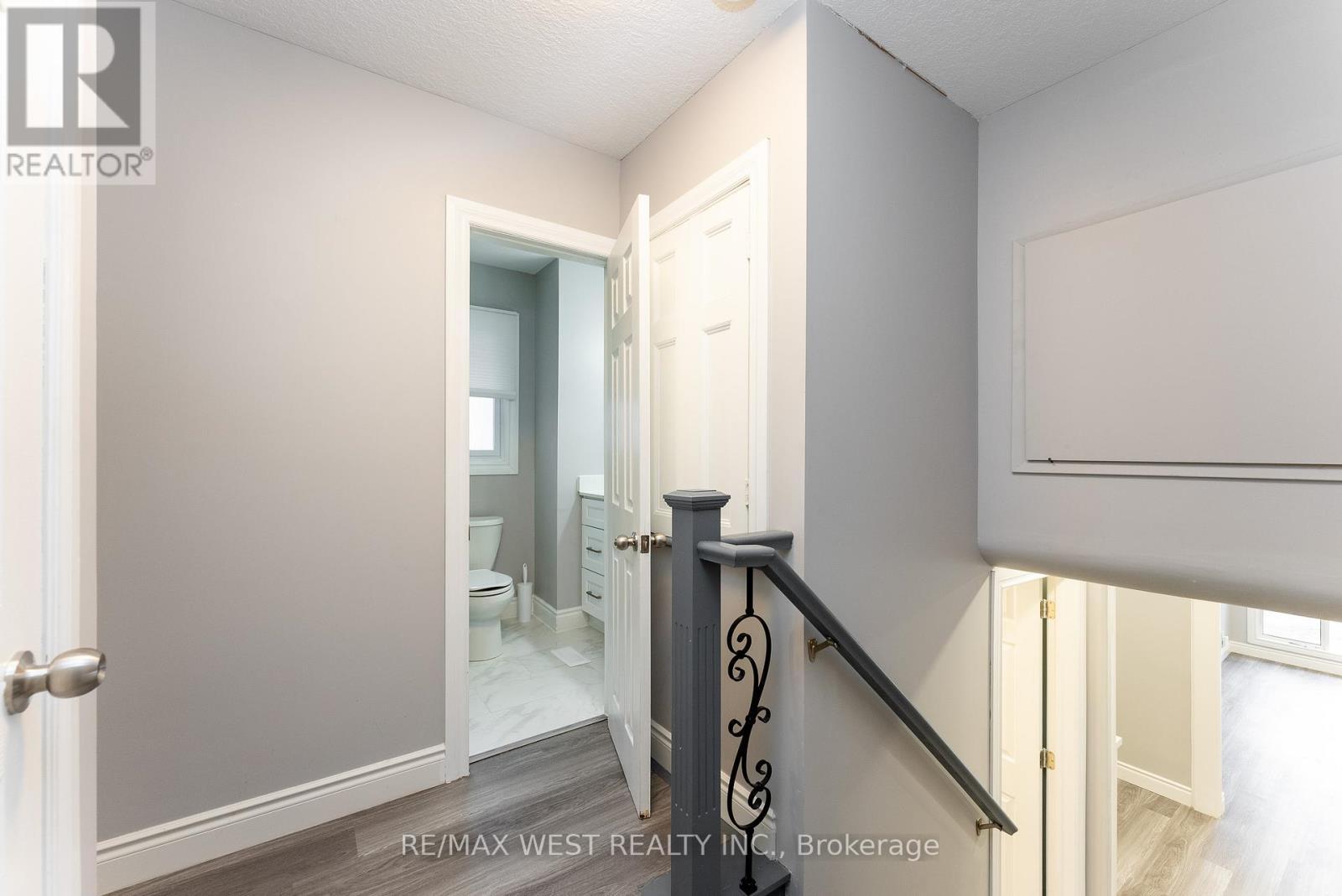 368 Fountain Street S, Cambridge, ON - Indoor Photo Showing Other Room