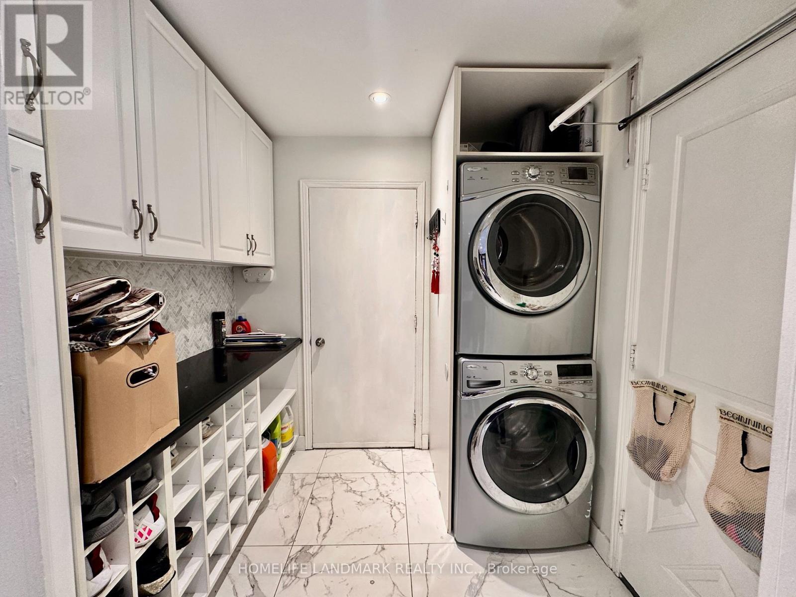 Room1 - 257 Fincham Avenue, Markham, ON - Indoor Photo Showing Laundry Room