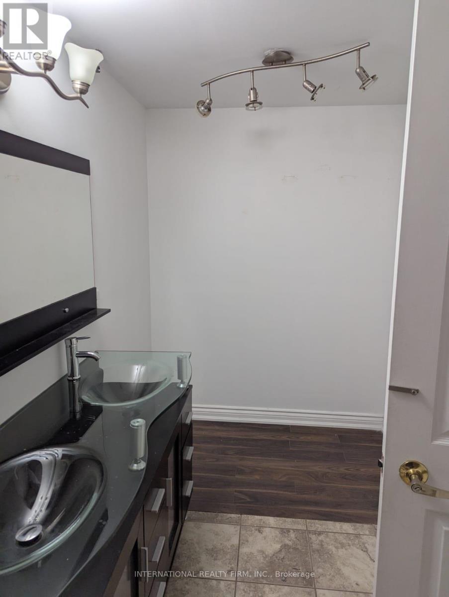 28 Hettersley Drive N, Ajax, ON - Indoor Photo Showing Other Room