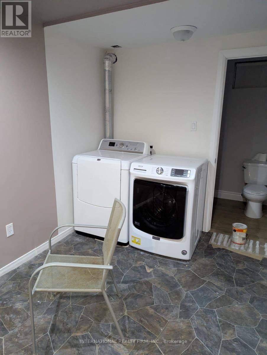 28 Hettersley Drive N, Ajax, ON - Indoor Photo Showing Laundry Room