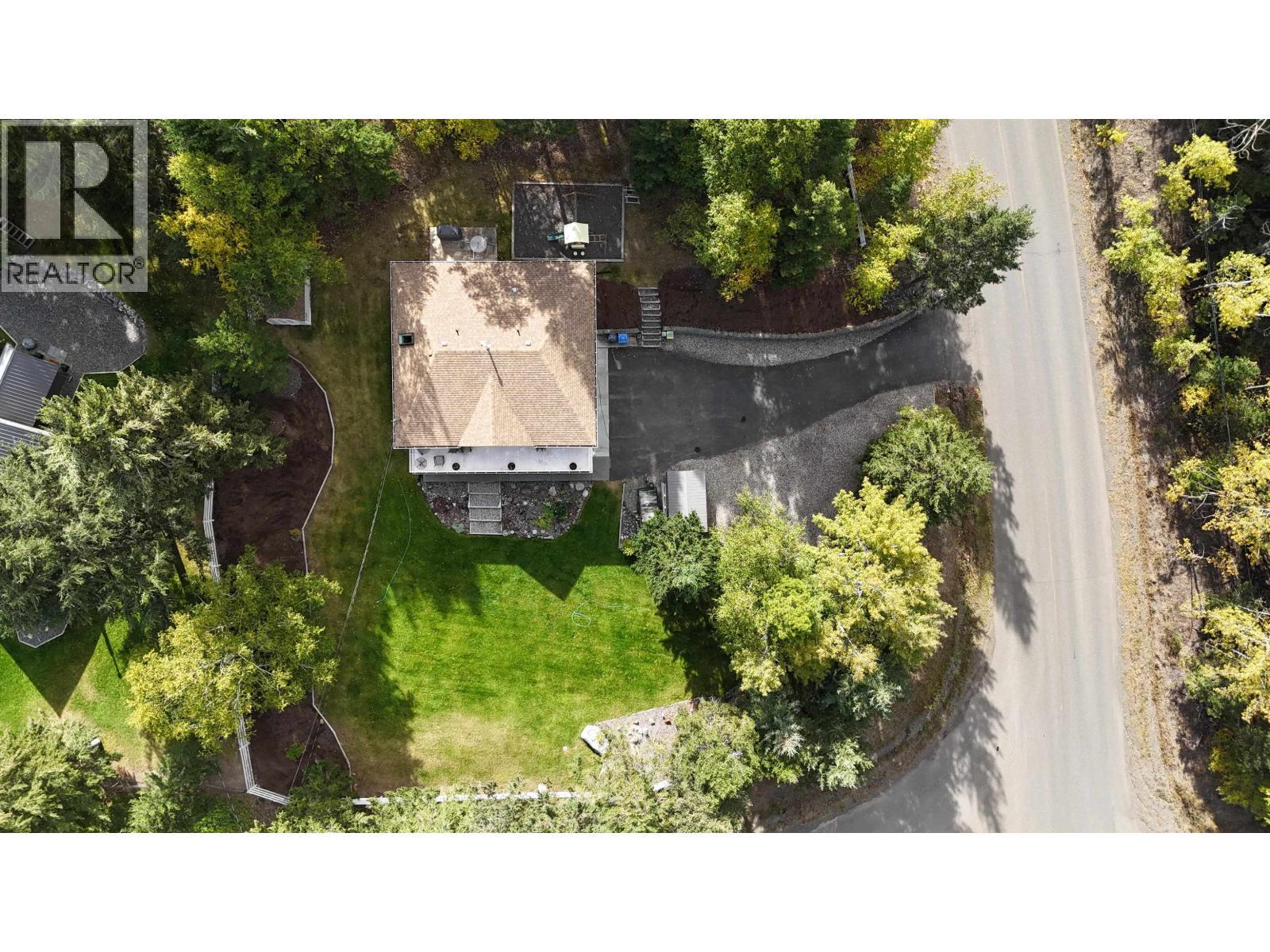 5236 Kallum Drive, 108 Mile Ranch, BC - Outdoor