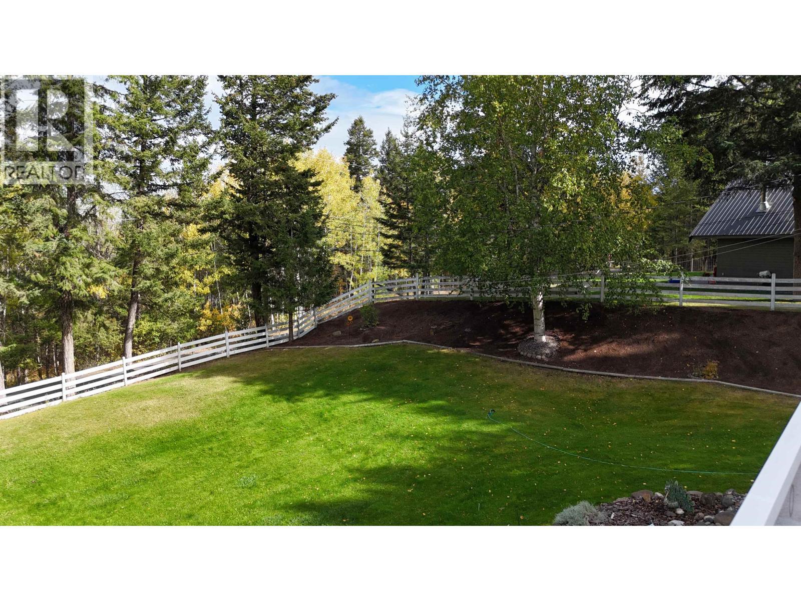 5236 Kallum Drive, 108 Mile Ranch, BC - Outdoor