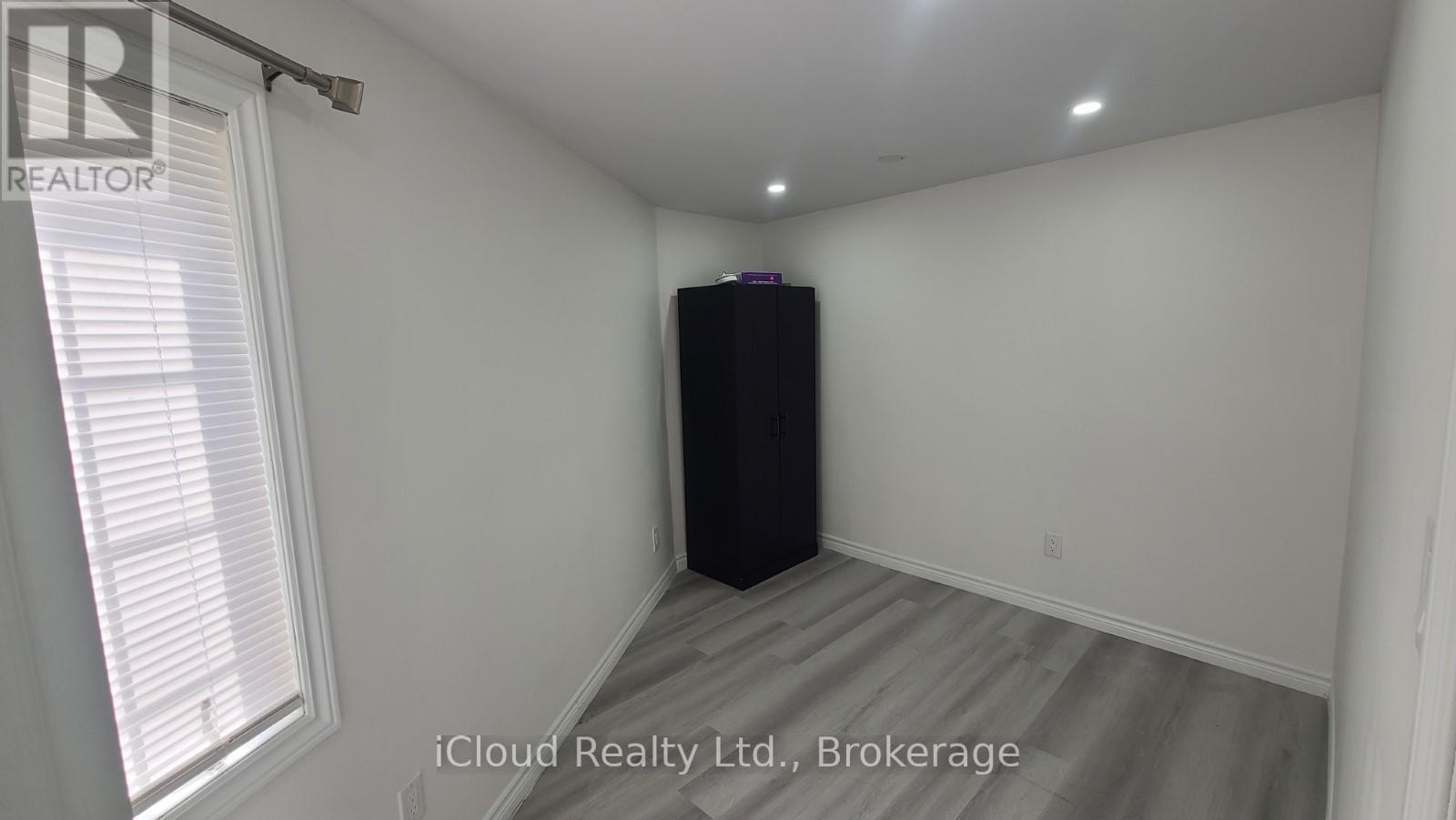 17 Joseph Street, Brampton, ON - Indoor Photo Showing Other Room