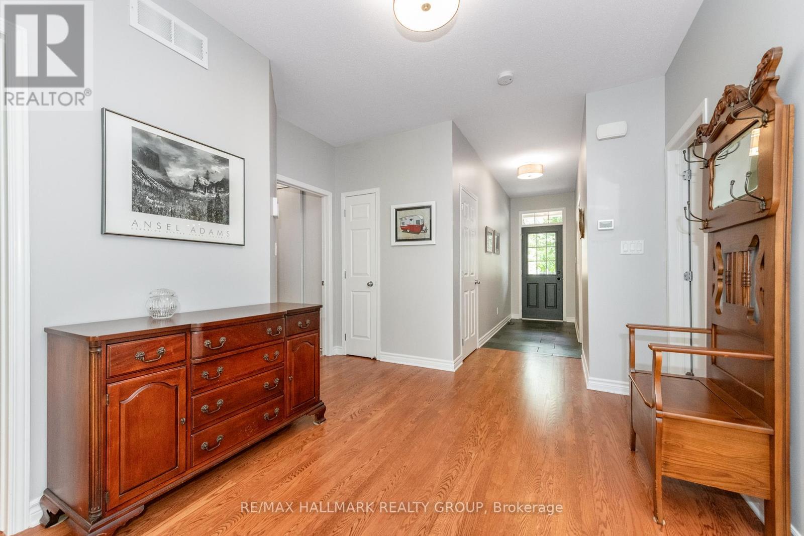 102 Kelso Private, Ottawa, ON - Indoor Photo Showing Other Room