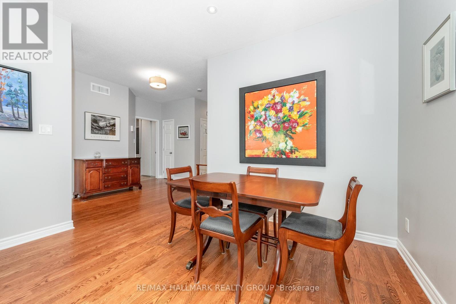 Formal dining room - 102 Kelso Private, Ottawa, ON - Indoor Photo Showing Dining Room