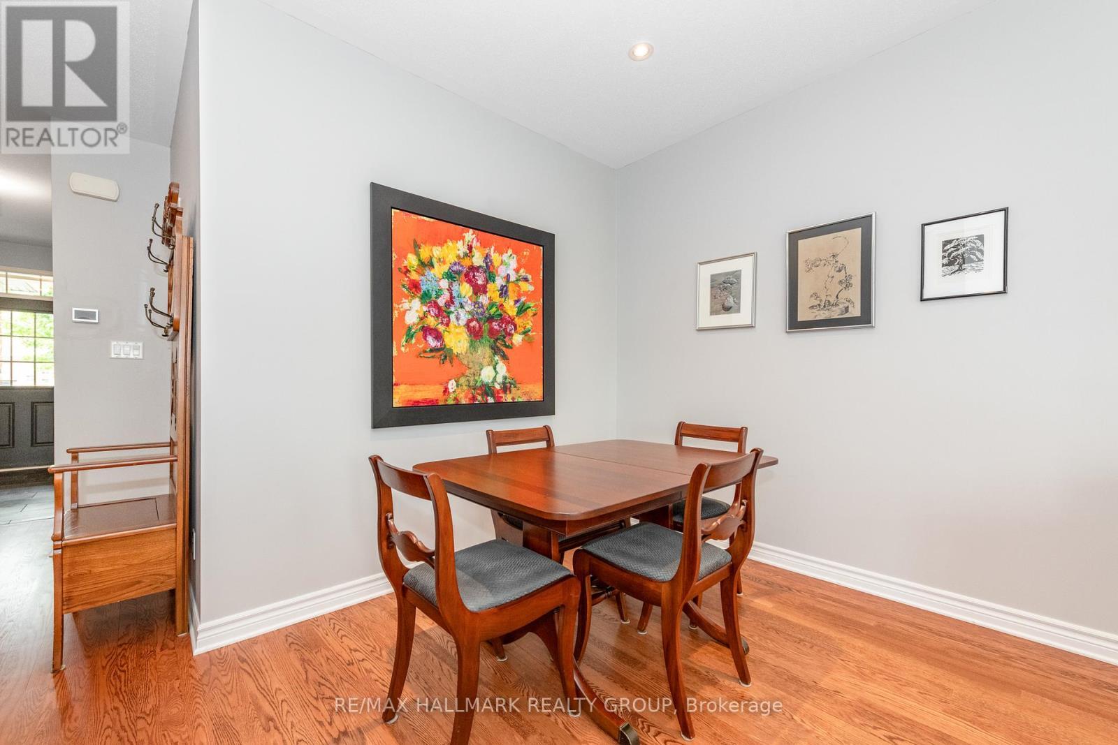 102 Kelso Private, Ottawa, ON - Indoor Photo Showing Dining Room