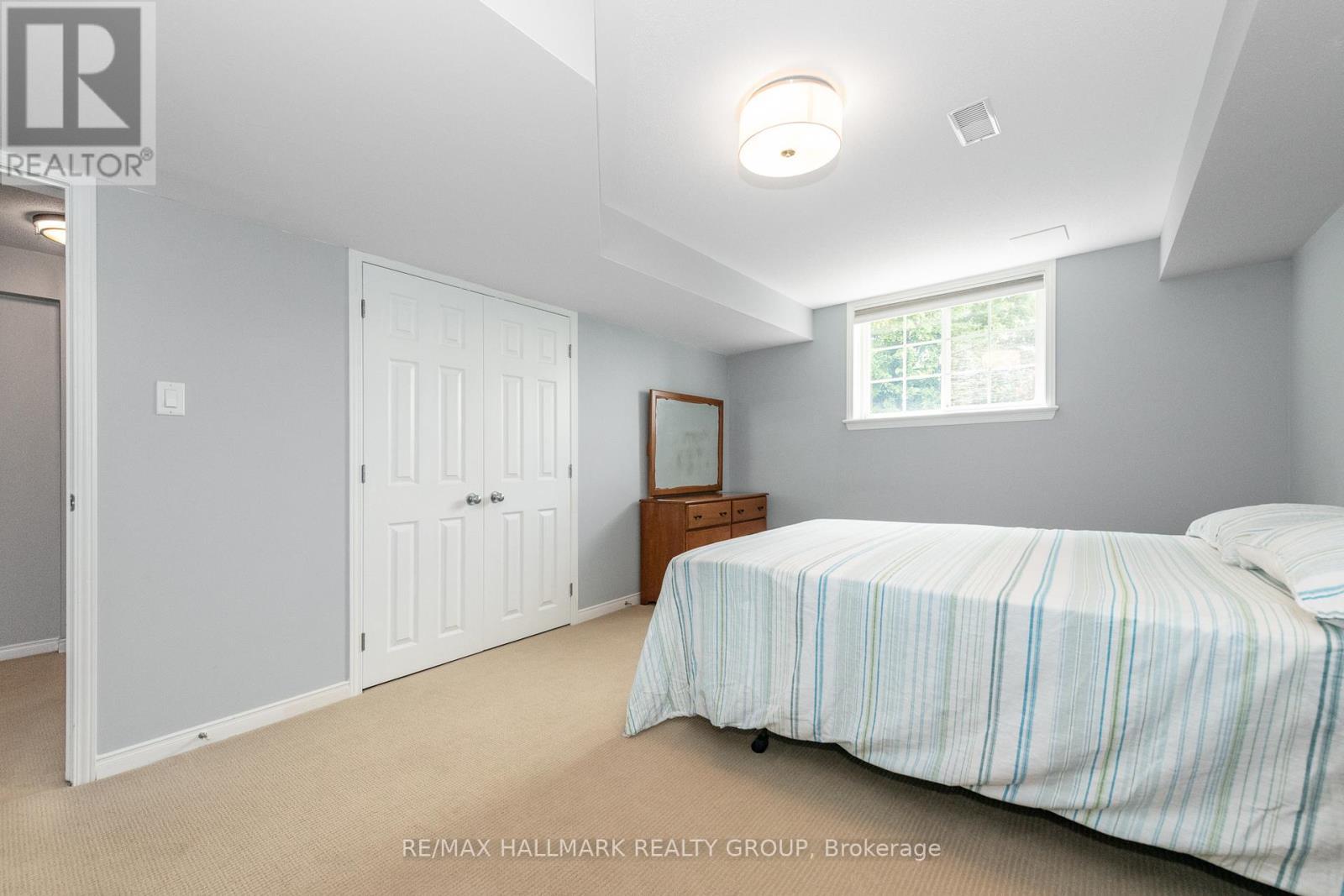 102 Kelso Private, Ottawa, ON - Indoor Photo Showing Bedroom