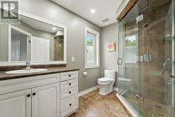 Ensuite Bath -