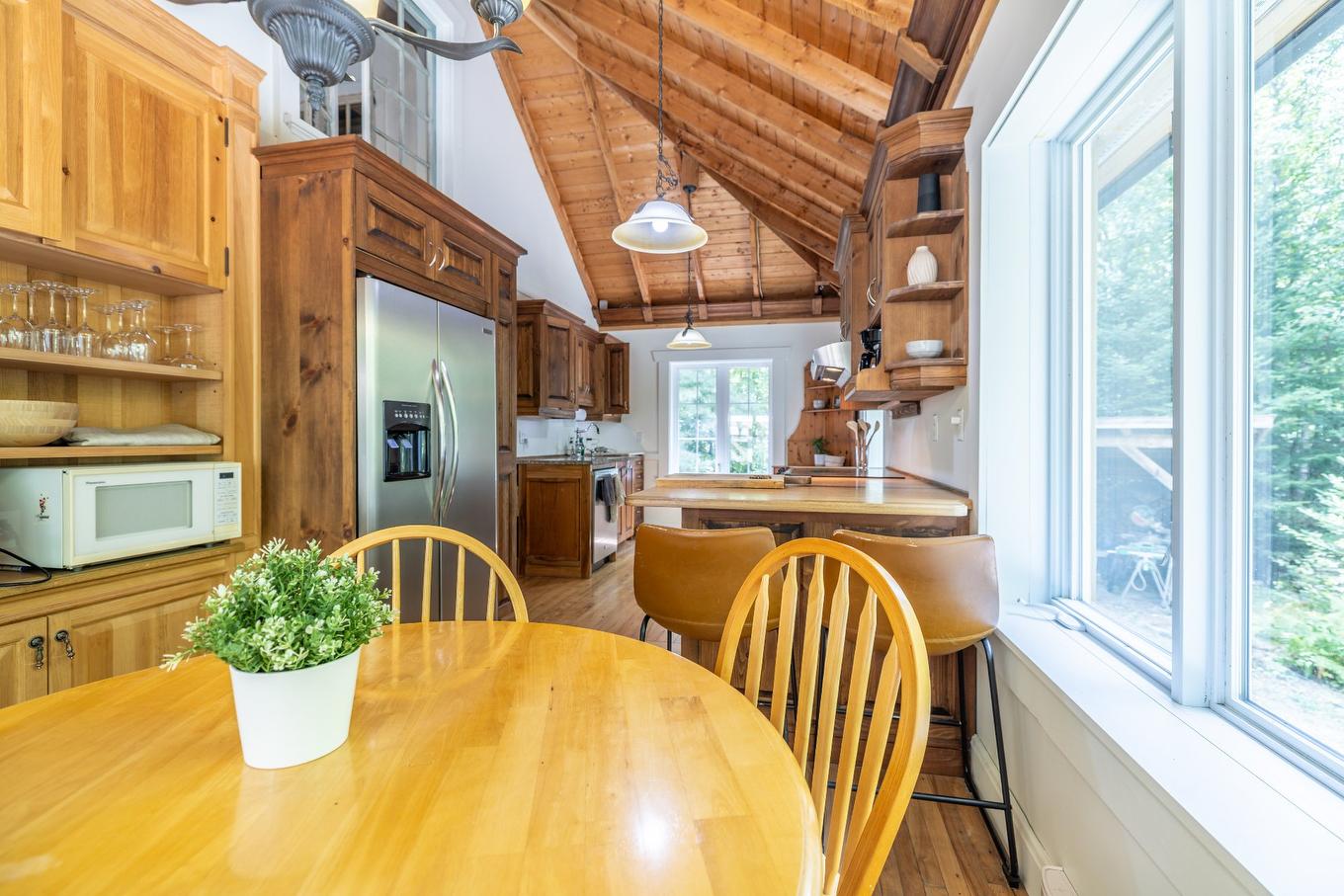 Aerial photo - 175 Rue Du Moulin, Mont-Blanc, QC - Indoor Photo Showing Dining Room