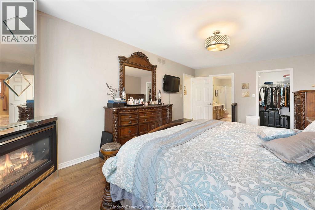 2092 Lesperance, Tecumseh, ON - Indoor Photo Showing Bedroom