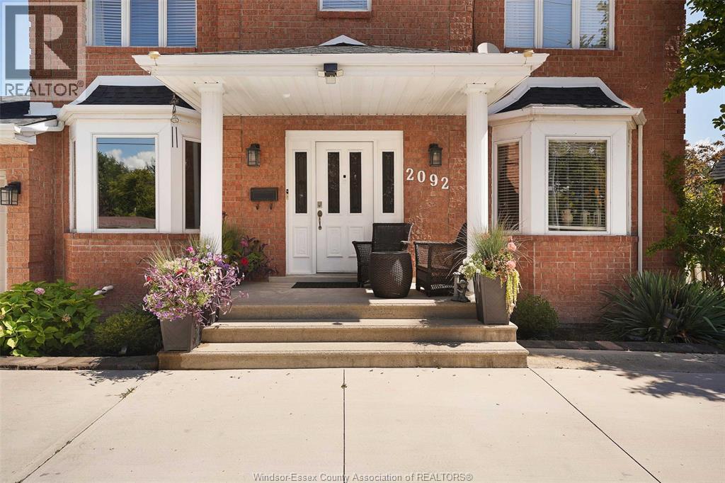 2092 Lesperance, Tecumseh, ON - Outdoor