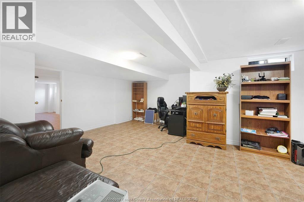 2092 Lesperance, Tecumseh, ON - Indoor