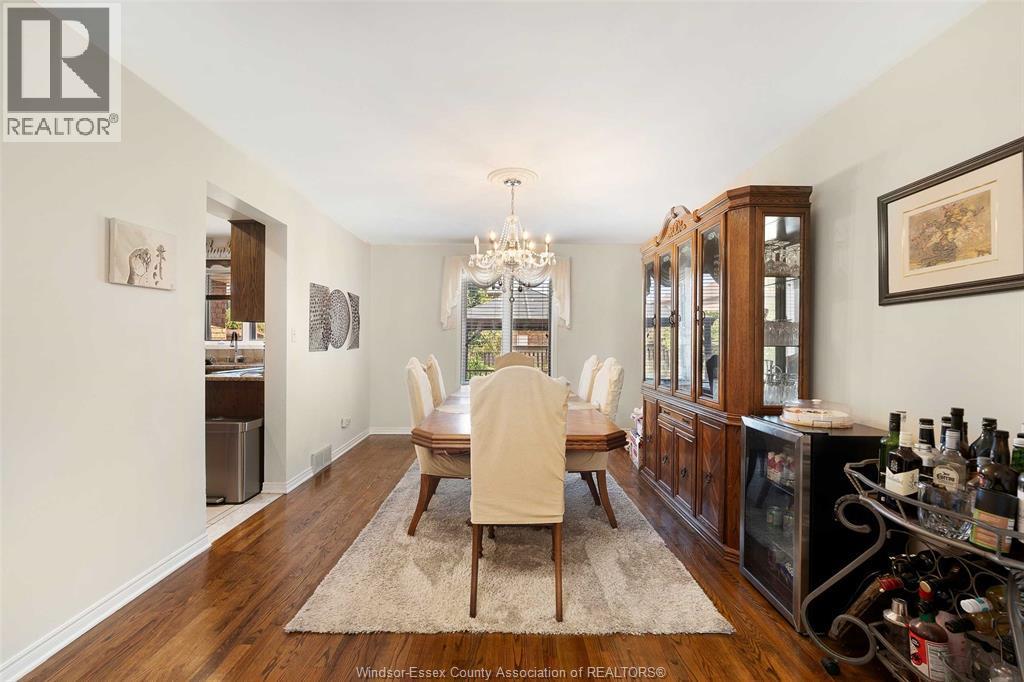 2092 Lesperance, Tecumseh, ON - Indoor Photo Showing Dining Room