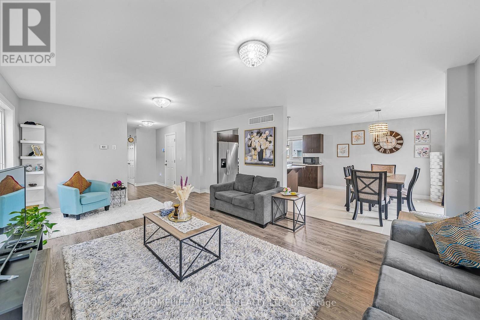63 Brennan Crescent, Loyalist, ON - Indoor Photo Showing Living Room