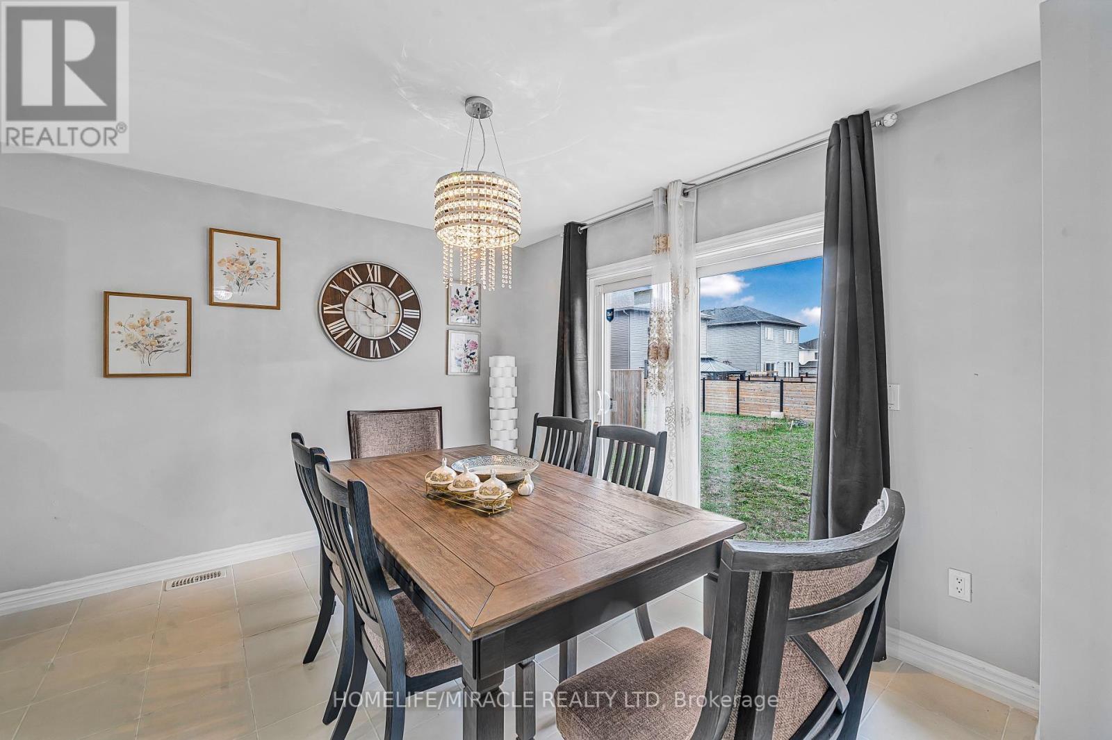 63 Brennan Crescent, Loyalist, ON - Indoor Photo Showing Dining Room