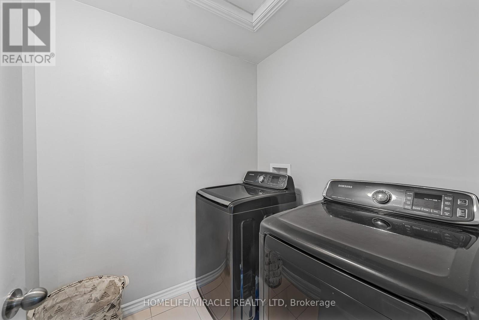 63 Brennan Crescent, Loyalist, ON - Indoor Photo Showing Laundry Room