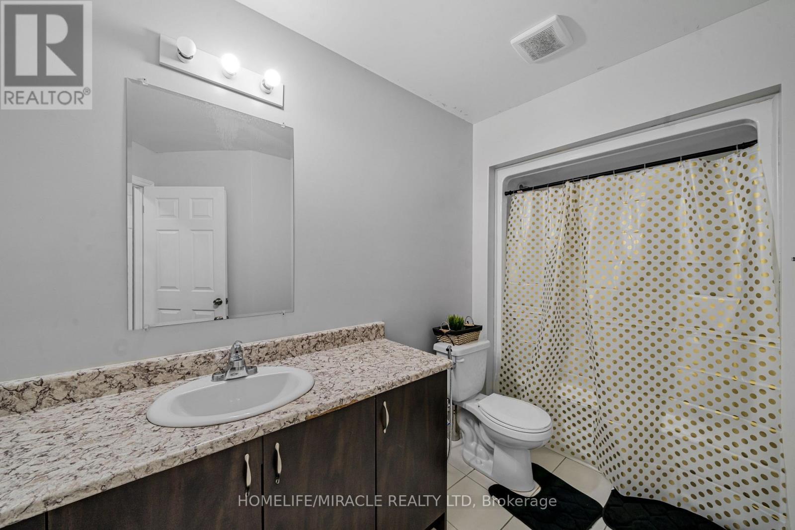 63 Brennan Crescent, Loyalist, ON - Indoor Photo Showing Bathroom